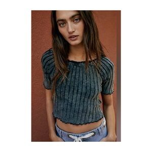 Free People We the Free Meant To Be Tee, Size Large, NWT, Black Color